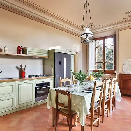 Apartment Franchetti Florenz